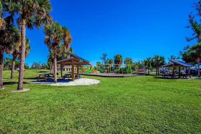 2439 Sonoma Dr W, Nokomis, FL 34275 - view of home's community with a gazebo and a lawn