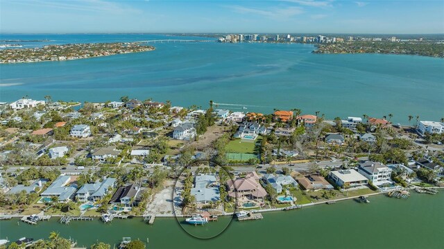 762 Siesta Dr, Sarasota, FL 34242