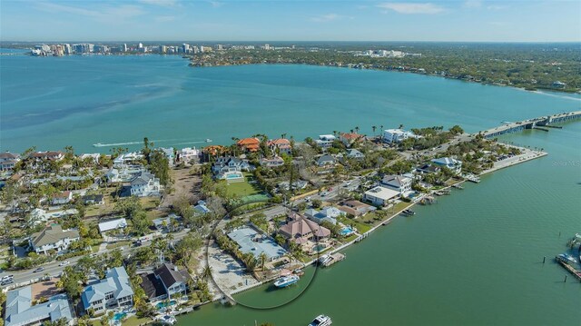762 Siesta Dr, Sarasota, FL 34242