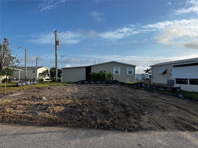 269 Jamaica Dr, Palmetto, FL 34221 - photo 1