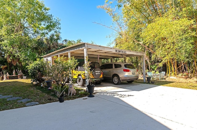 2070 59th St, Sarasota, FL 34243 - view of vehicle parking featuring driveway
