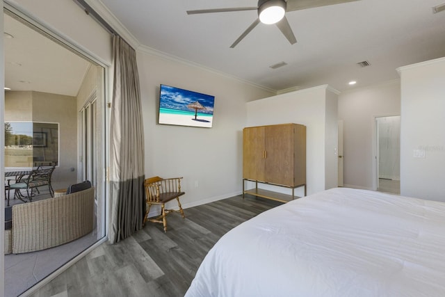 4606 Lake Fox Pl, Parrish, FL 34219 - bedroom featuring wood finished floors, crown molding, ceiling fan, and baseboards