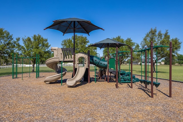 4606 Lake Fox Pl, Parrish, FL 34219 - view of communal playground