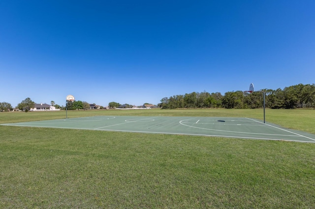 4606 Lake Fox Pl, Parrish, FL 34219 - view of basketball court with community basketball court and a lawn