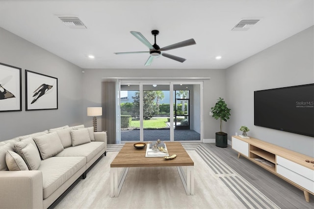 11717 Blue Hill Trl, Lakewood Ranch, FL 34211 - living room with recessed lighting, a ceiling fan, visible vents, and baseboards