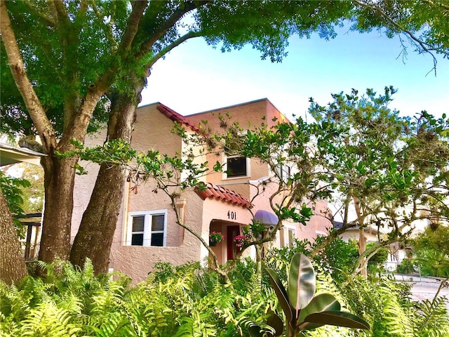 view of front of home featuring stucco siding