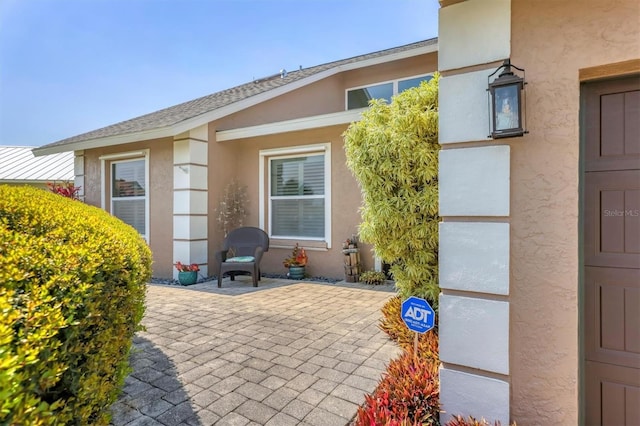 4704 Coral Lake Dr, Bradenton, FL 34210 - view of patio / terrace
