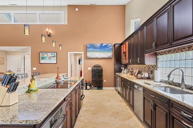 4704 Coral Lake Dr, Bradenton, FL 34210 - photo 18