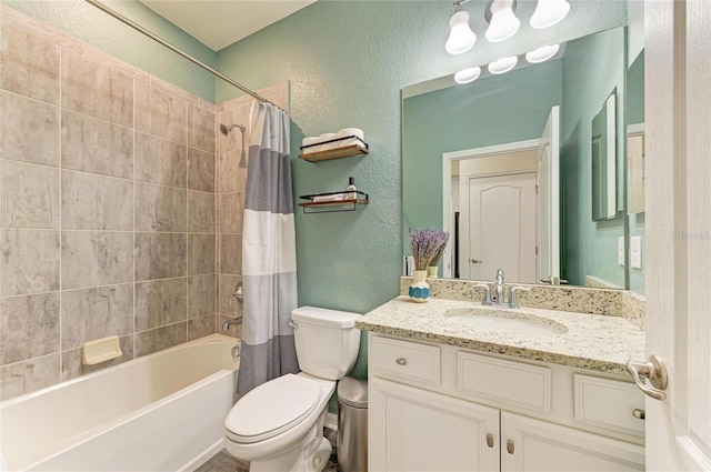 10015 Marbella Dr, Bradenton, FL 34211 - bathroom with a textured wall, vanity, and shower / tub combo with curtain