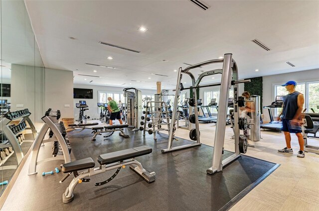 10015 Marbella Dr, Bradenton, FL 34211 - exercise room with recessed lighting