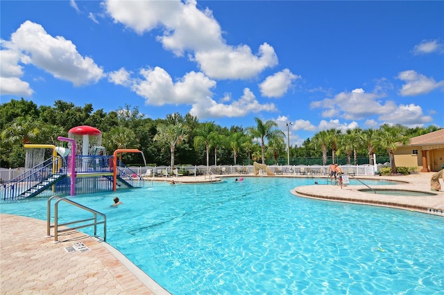 1017 Siberian Gln, Bradenton, FL 34212 - community pool with fence, playground community, a water play area, and a community hot tub