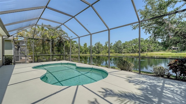 12041 Thornhill Ct, Lakewood Ranch, FL 34202 - outdoor pool featuring a water view, a patio, and a lanai