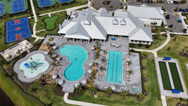 15104 Blue Bay Ter, Lakewood Ranch, FL 34211 - bird's eye view of a pool
