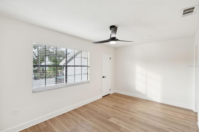 1236 Dovehill Dr, Apopka, FL 32703 - spare room featuring ceiling fan and light wood-style flooring
