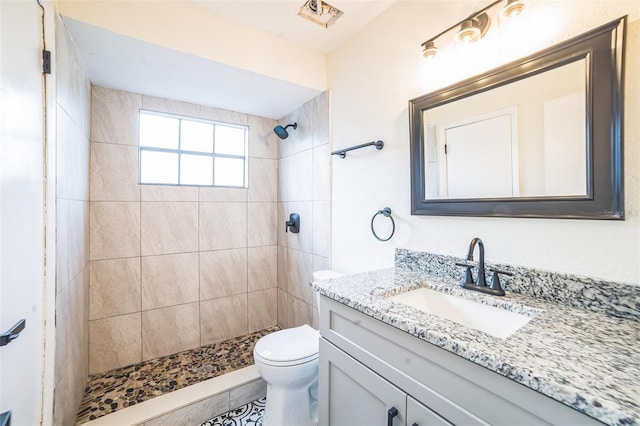 1236 Dovehill Dr, Apopka, FL 32703 - bathroom with vanity and tiled shower
