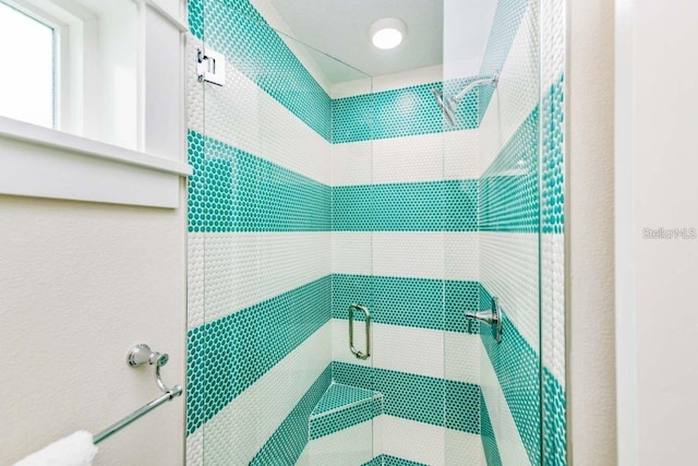336 Avenida De Mayo, Sarasota, FL 34242 - full bathroom with a stall shower