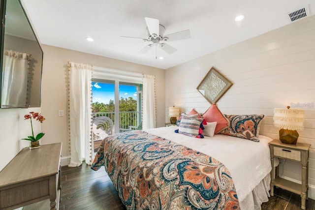 336 Avenida De Mayo, Sarasota, FL 34242 - bedroom with dark wood-type flooring, baseboards, access to exterior, visible vents, and a ceiling fan
