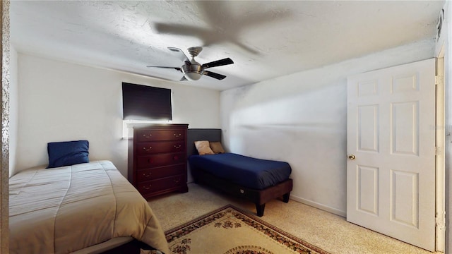 5727 25th St W, Bradenton, FL 34207 - carpeted bedroom with a ceiling fan