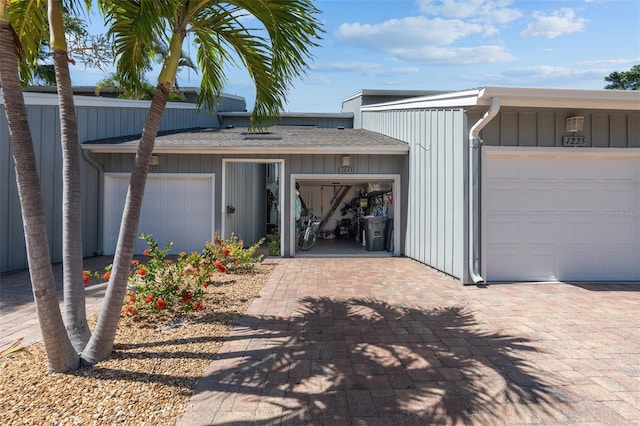 1233 Dockside Pl Unit 207, Sarasota, FL 34242 - garage with decorative driveway