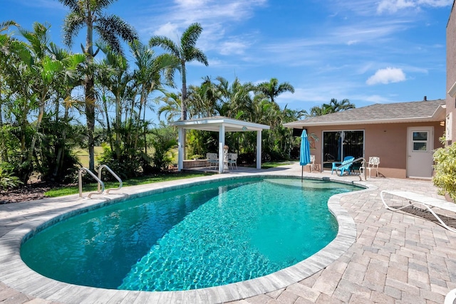 5209 26th Ave W, Bradenton, FL 34209 - outdoor pool with a gazebo and a patio area