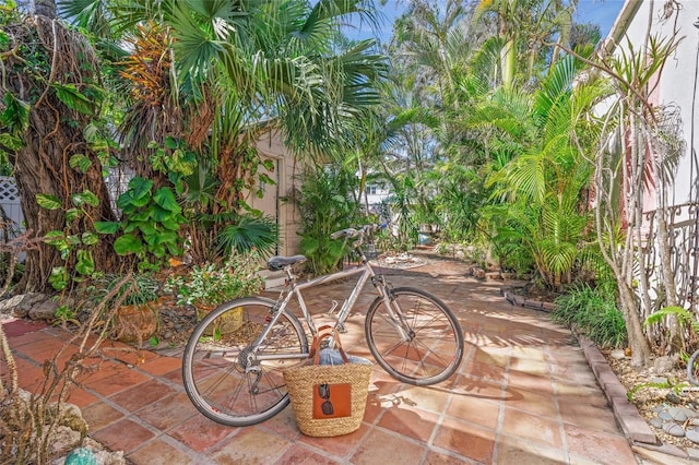 107 Nippino Trl W, Nokomis, FL 34275
