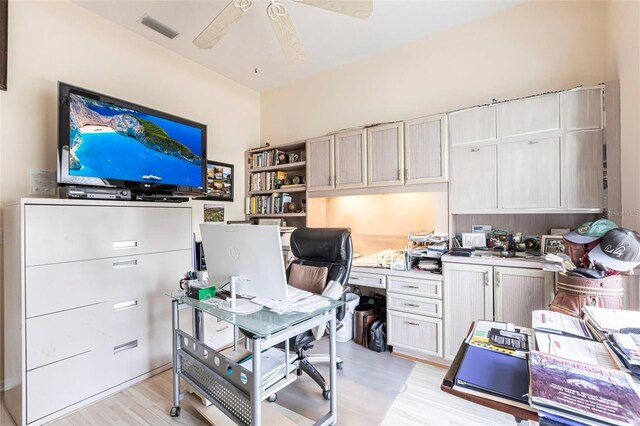 832 Carnoustie Dr, Venice, FL 34293 - photo 25