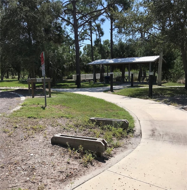 3901 30th Ave S, Saint Petersburg, FL 33711 - view of community