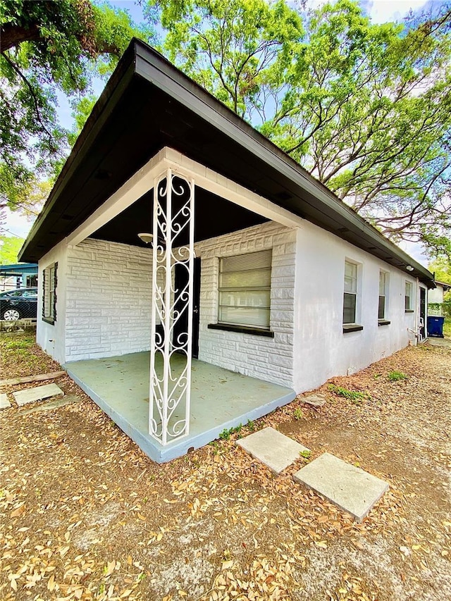 view of home's exterior