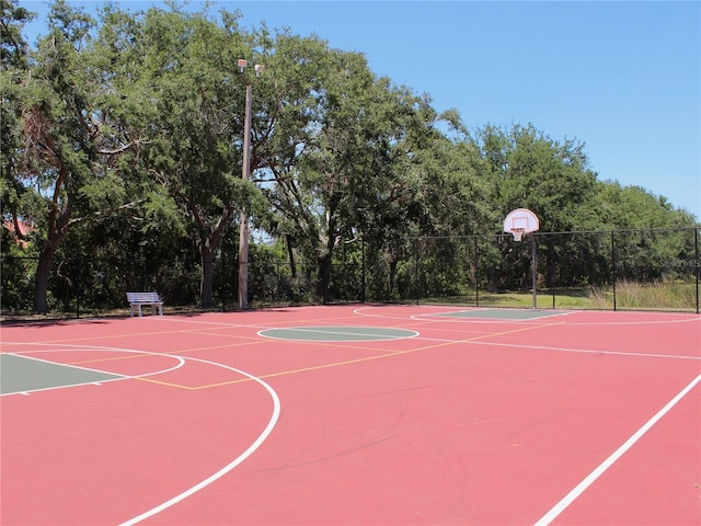 406 Petrel Trl, Bradenton, FL 34212 - view of basketball court featuring community basketball court and fence