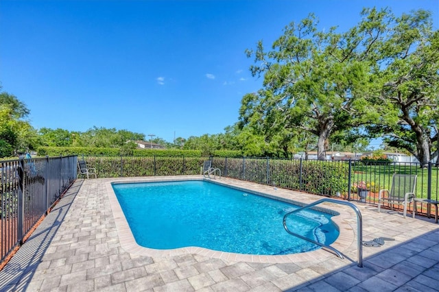 4806 Huntleigh Dr, Sarasota, FL 34233 - view of pool featuring a fenced in pool, a patio area, and fence