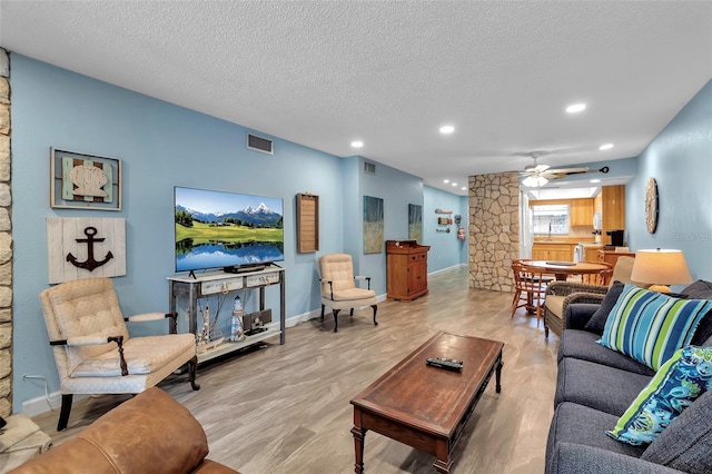 4307 Gulf Dr Unit 109, Holmes Beach, FL 34217 - photo 6