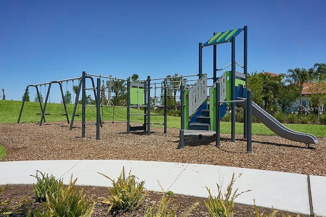 13721 Saw Palm Creek Trl, Lakewood Ranch, FL 34211 - view of community play area