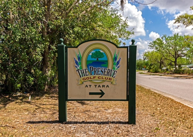 view of community / neighborhood sign