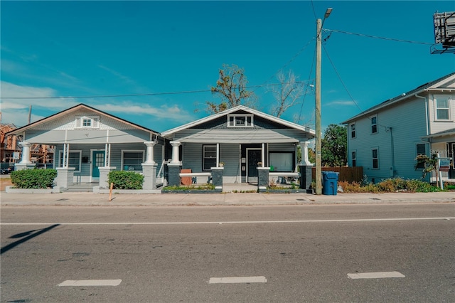 view of front of house featuring a porch