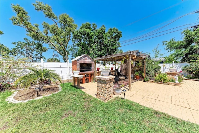 3053 Monica Pkwy, Sarasota, FL 34234 - view of patio / terrace featuring a fenced backyard and a pergola