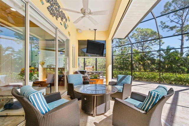 2196 Muskogee Trl, Nokomis, FL 34275 - sunroom featuring ceiling fan, an outdoor living space, and healthy amount of natural light
