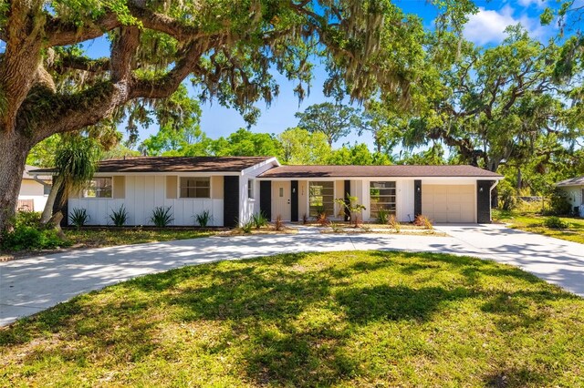 7158 S Leewynn Dr, Sarasota, FL 34240 - photo 1