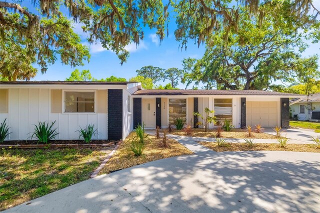 7158 S Leewynn Dr, Sarasota, FL 34240 - photo 31