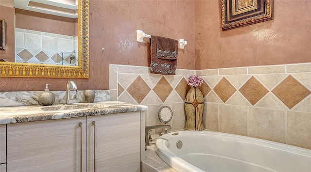 1085 Mallard Marsh Dr, Osprey, FL 34229 - full bath with a bath, tile walls, and vanity