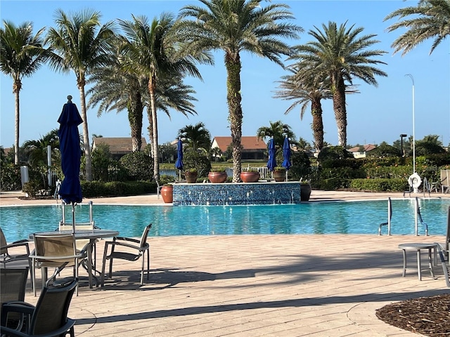 13724 Quinta St, Venice, FL 34293 - view of pool
