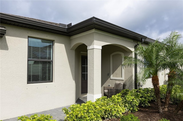 2193 Bonito Way, Port Charlotte, FL 33953 - entrance to property featuring stucco siding