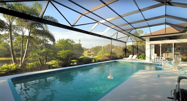8687 Woodbriar Dr, Sarasota, FL 34238 - swimming pool with a patio and a lanai