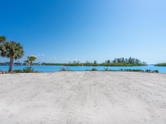 894 Freeling Dr, Sarasota, FL 34242 - photo 26
