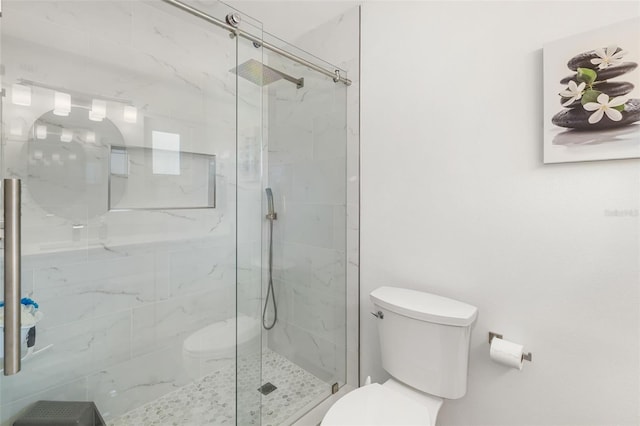 6940 W Country Club Dr N Unit V-77, Sarasota, FL 34243 - bathroom featuring a marble finish shower and toilet