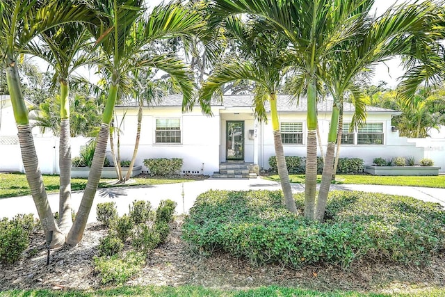 322 35th Ave NE, Saint Petersburg, FL 33704 - photo 2
