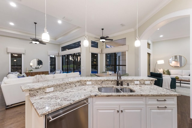 7532 Greystone St, Lakewood Ranch, FL 34202 - kitchen featuring open floor plan, stainless steel dishwasher, ceiling fan, ornamental molding, and recessed lighting