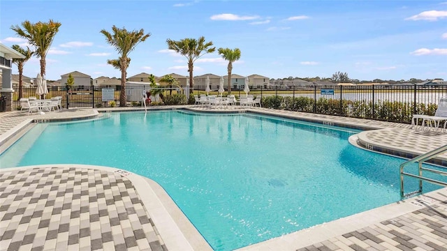 2812 Rock Sound St, Bradenton, FL 34208 - community pool with a residential view and a patio area