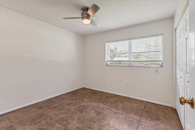 2151 Upton Ave, Sarasota, FL 34232 - photo 13