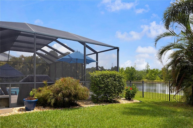 2918 130th Ave E, Parrish, FL 34219 - view of yard featuring glass enclosure and a water view