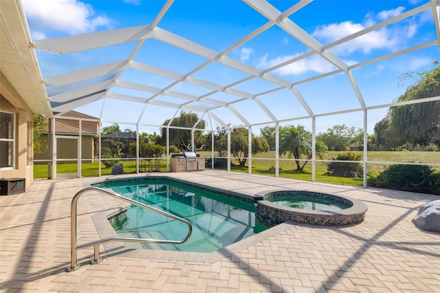 244 Dove Trl, Bradenton, FL 34212 - view of swimming pool featuring a patio area, a pool with connected hot tub, and a lanai